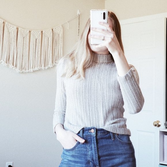 St. John Sweaters - ST. JOHN SPORT Wool Knit Mock Cropped Sweater S